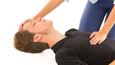  الصحة توضح أفضل وضعية لإفاقة شخص فاقد الوعى