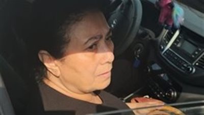 سلوى عثمان تودع والدها عثمان محمد علي إلى مثواه الأخير (صور)