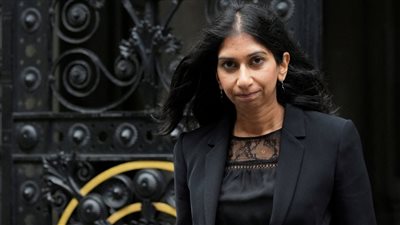 بعد تصريحاتها بشأن غزة.. إقالة وزيرة الداخلية البريطانية