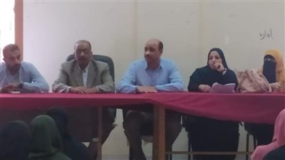 تدشين مبادرة «المرأة تنتج وتصنع» بمركز ديرمواس في المنيا