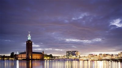 مدينة لوليو السويدية تطلق حملة لحض سكانها على تبادل التحية.. فيديو