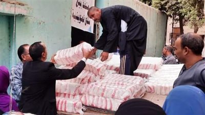 طرح سكر بسعر 27 جنيها للكيلو خلال قوافل تموينية بالمنيا 