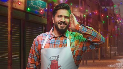 المطرب مصطفى حجاج ممثلا لأول مرة في مسرحية 