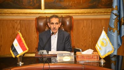 محافظ الغربية يجتمع برؤساء المراكز والمدن والأحياء لمناقشة مستجدات صيانة معدات الإغاثة