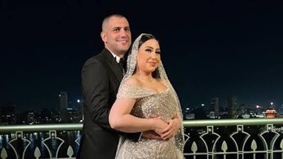 اتحبست بسببها.. هشام ربيع يعلن انفصاله عن المطربة بوسي