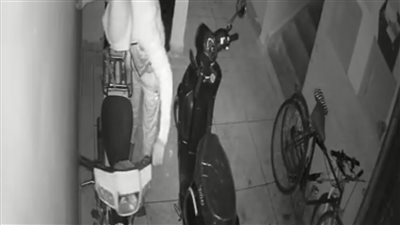 سرقة 3 دراجات نارية من مدخل عقار في العمرانية