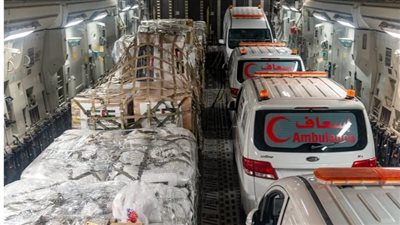 إقلاع الطائرة الـ21 من الجسر الجوي الكويتي لإغاثة أهالي غزة 