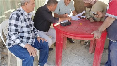 العمل: استكمال حصر العمالة غير المنتظمة في الوادي الجديد وتمكين المرأة اقتصاديًا