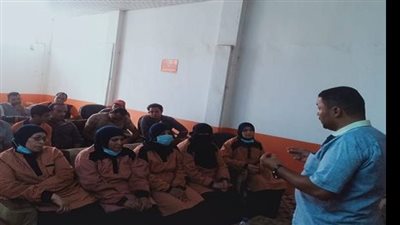 العمل: توعية عمال الوادي الجديد بتنظيم الأسرة والمشاركة الانتخابية