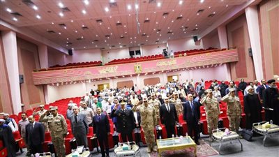 محافظ أسوان يشهد فعاليات تكريم أسر الشهداء ومصابى العمليات الحربية