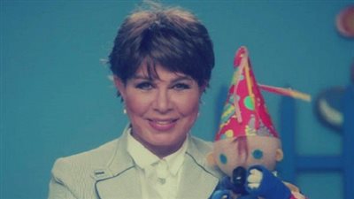 ماما نجوى توجه رسالة مبكية إلى محبيها: هموت قريب