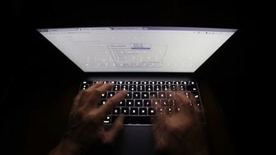 مكتب مفوض المعلومات البريطاني يحذر مواقع الويب من ملفات الكوكيز