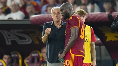 والد لوكاكو يبدي ندمه على عدم إتمام انتقاله إلى الهلال السعودي