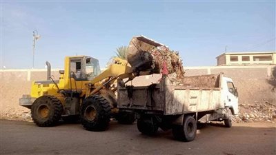 حملات مكثفة للنظافة ودعم منظومة الإنارة في 6 مراكز بالمنيا