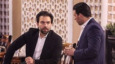 رامي رضوان ومعتز التوني في عزاء المنتج صلاح رمزي (صور)