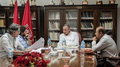 10 أسماء جديدة على طاولة لجنة التخطيط بالأهلى بالميركاتو الشتوي