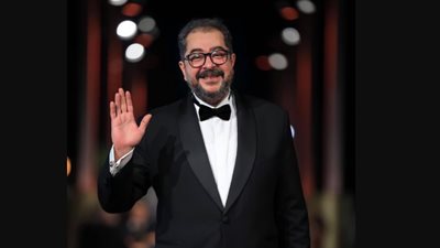 وفاة الفنان طارق عبد العزيز بسبب أزمة قلبية مفاجئة خلال التصوير