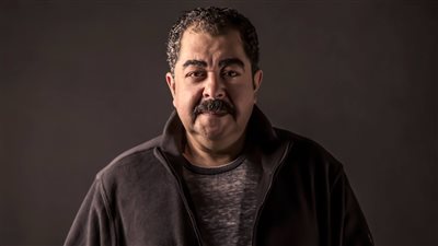 مات داخل اللوكيشن.. تفاصيل اللحظات الأخيرة في حياة طارق عبد العزيز