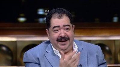 أيمن بهجت قمر عن طارق عبد العزيز: عاش وتوفي في هدوء