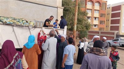 تفاصيل طرح 15 ألف كرتونة مواد غذائية مدعمة.. وتحرير 68 محضرا مخالفا بالمنيا