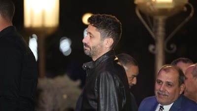 أشرف زكي وكريم محمود عبد العزيز وإيهاب فهمي في عزاء طارق عبد العزيز (صور)