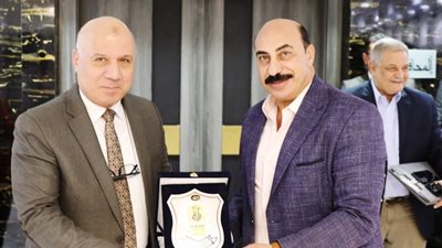 تفاصيل لقاء محافظ أسوان برئيس الشركة القابضة لمياه الشرب والصرف الصحى 