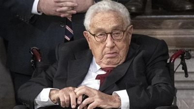 ثعلب الساسة الأمريكية.. أبرز مواقف هنري كسينجر في الشرق الأوسط؟