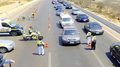 معلومات تهمك عن قانون المرور الخاص بالقيادة الصحيحة في «الدورانات» والتقاطعات