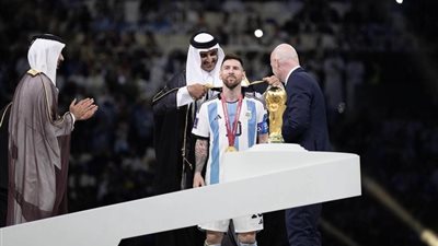 ميسي: لقد عانيت أنا وعائلتي لعدة سنوات وفى الأرجنتين انتقدونى بشكل عنيف