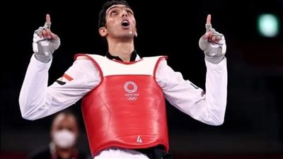 وزير الرياضة يهنئ سيف عيسي بالميدالية الفضية لبطولة الجائزة الكبرى بمانشستر