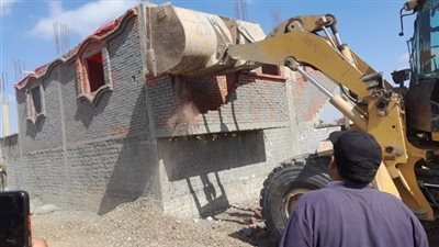 إزالة حالتي تعدٍ على الأراضي الزراعية في دسوق بكفر الشيخ