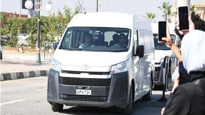 ظهور نادر لـ محمود قابيل في جنازة أشرف عبد الغفور (صور)