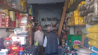 ضبط 77 مخالفة تموينية خلال حملات تفتيشية على الأسواق والمخابز بالمنيا