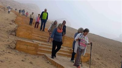 وفد سياحي من دولة ألمانيا يزور المناطق الأثرية في المنيا