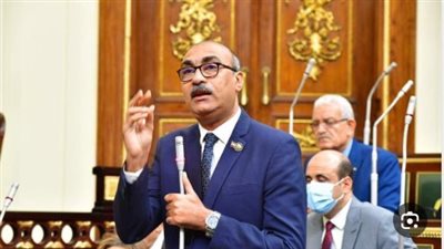 برلماني لوزير التموين: حذار الاقتراب من رغيف العيش