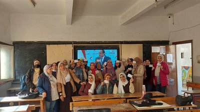 «تعليم الغربية» تعقد ندوات لمن لهم حق التصويت في المدارس الثانوية (صور)