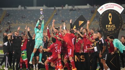 جوائز الاتحاد الإفريقى.. الأهلي فى القائمة النهائية لأفضل ناد