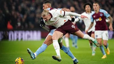 سقوط السيتي وفوز الشياطين الحمر الأبرز في الصحف الإنجليزية