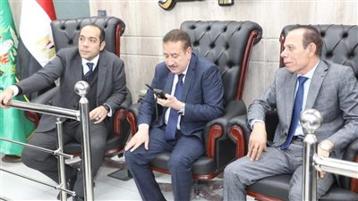 استعدادا للانتخابات الرئاسية.. محافظ المنوفية يتابع التجهيزات النهائية للجان الانتخابية