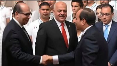 إدريس: نهدي الفوز بالدرع العام للبطولة الإفريقية للسباحة للشباب للرئيس السيسي