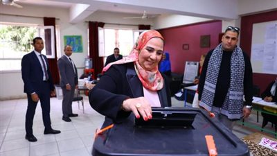 بالصور| وزيرة التضامن تدلي بصوتها فى الانتخابات الرئاسية 2024 