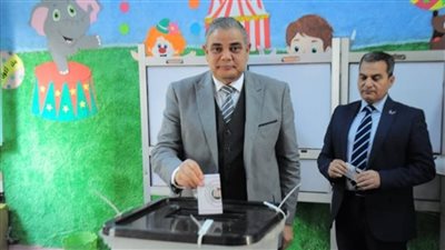 رئيس جامعة كفرالشيخ يدلي بصوته في الانتخابات الرئاسية