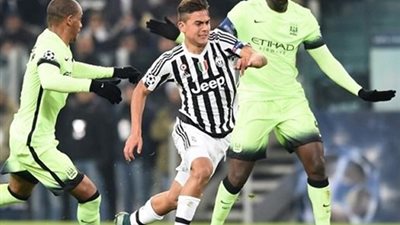 ريدناب ينتقد توريه على خلع قميصه بعد نهاية الشوط الأول