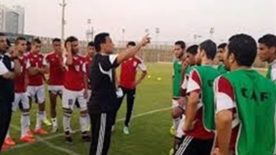 نيدفيد و كهربا يقودان هجوم الأولمبي امام الجزائر