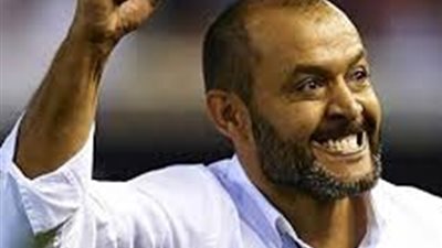 استقالة مدرب فالنسيا بعد الخسارة امام اشبيلية