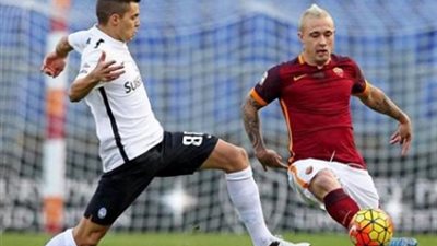 روما يرفض الصدارة المؤقتة بالخسارة من أتلانتا