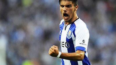 آرسنال يجهز 22 مليون إسترليني لضم بديل كوكلين