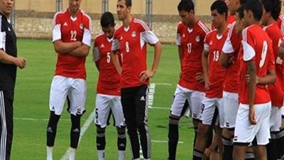 صافرة كاميرونية تدير مباراة مصر ونيجيريا