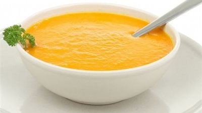 في هذه الأجواء .. قدمي لأسرتك شوربة العدس على طريقة الشيف الشربيني