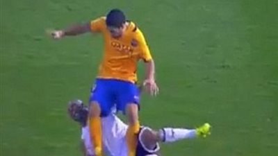 صورة .. أيمن عبد النور يوجه حركة 